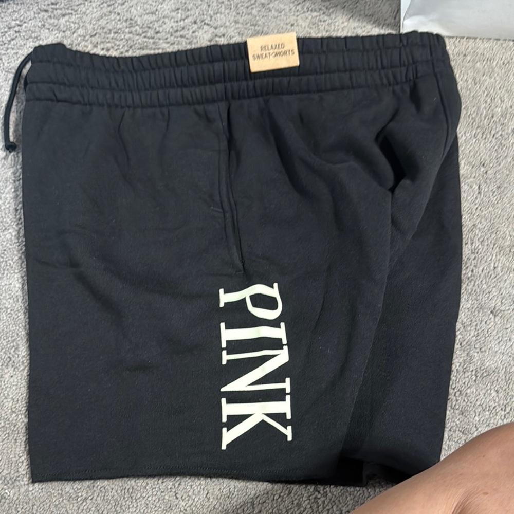 PINK Victoria's Secret Black Athletic Shorts large NWT